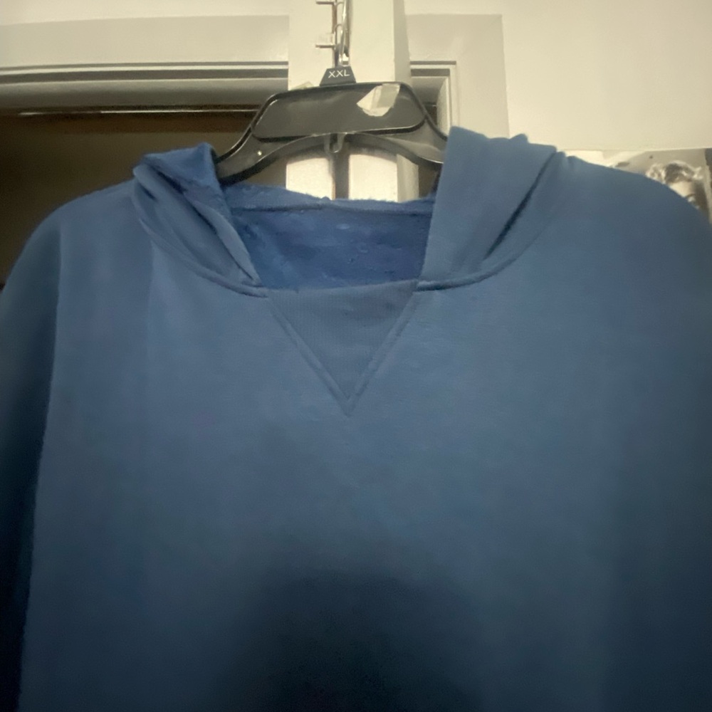 Sweatshirt - Picture 2 of 5